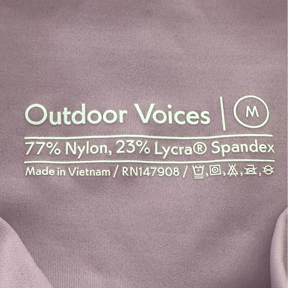 Outdoor Voices Women's Pink Lilac Purple Yoga Bike Shorts Size Medium - Picture 4 of 4